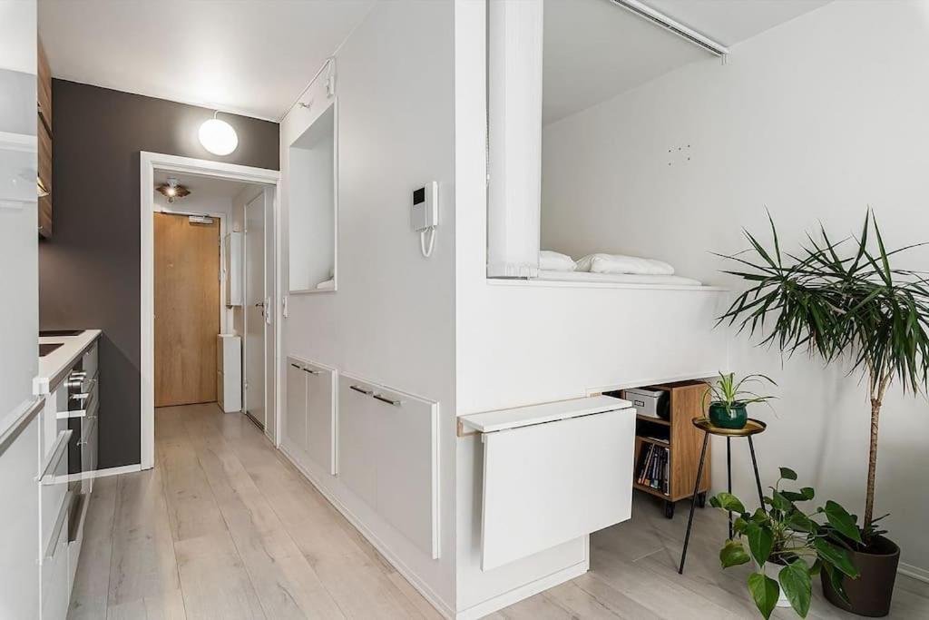 Koselig Og Sentralt Midt I Fargegaten Stavanger Esterno foto